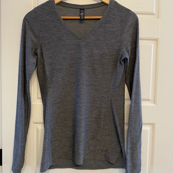 Under Armour Cold Gear Long Sleeve V-Neck Top - Picture 1 of 8